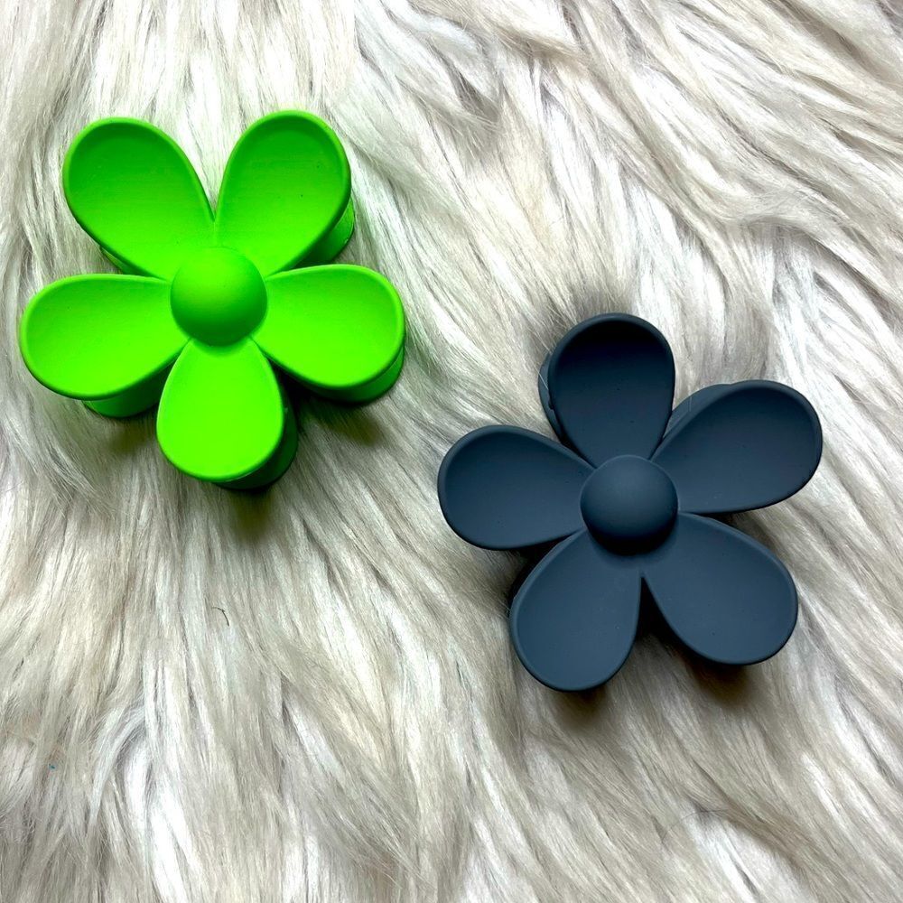 Altar'd State Flower Hair Clips Grey and Green Set